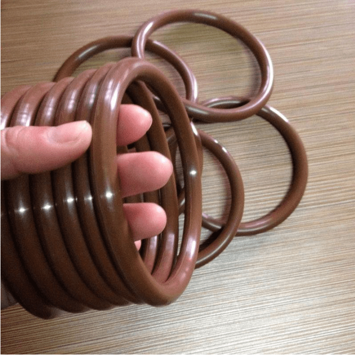 氟橡膠油封的特點(diǎn)和缺點(diǎn)